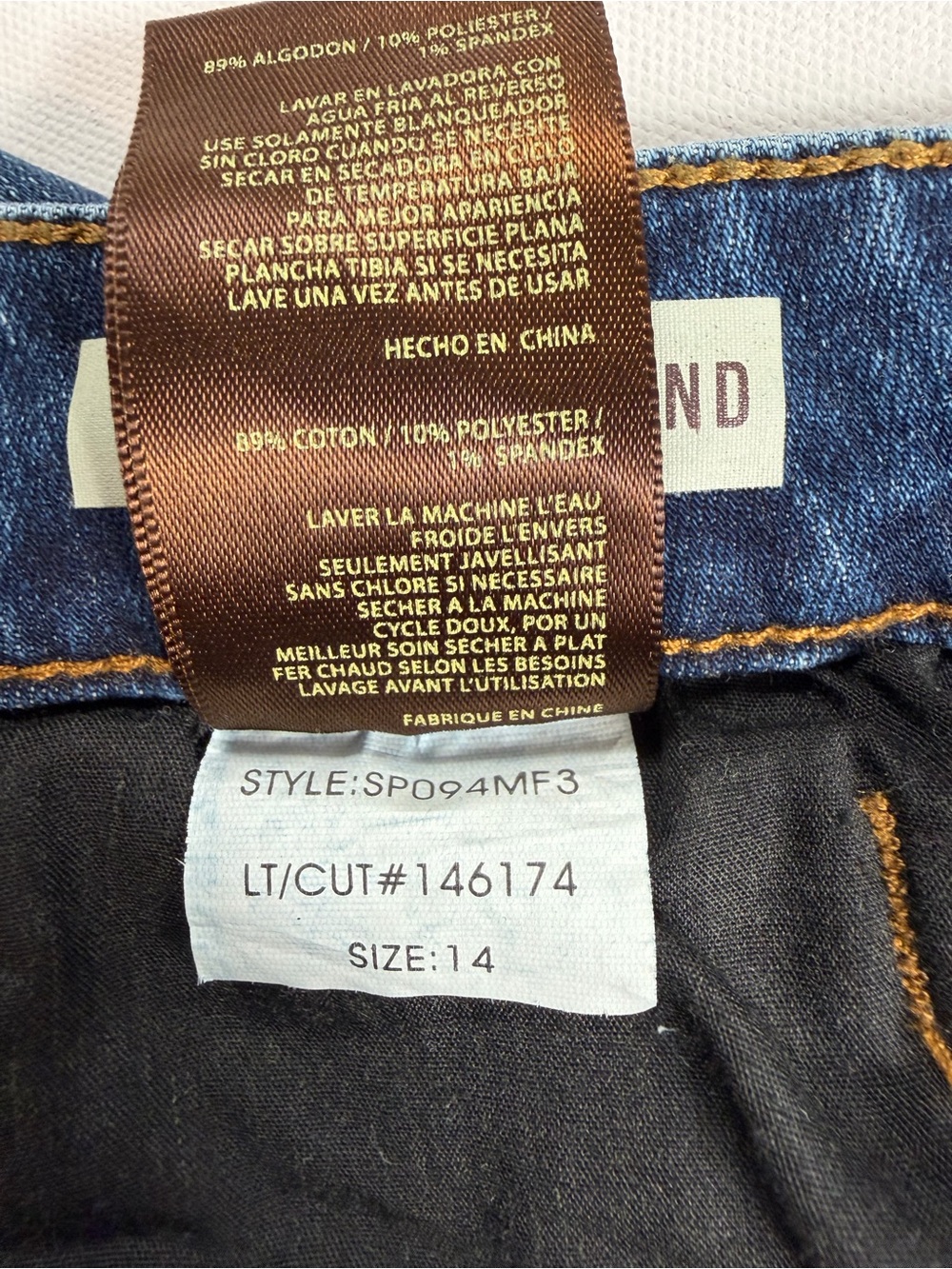 KUT From The Kloth Boyfriend Jeans 14 Mid Rise Straight Leg Stretch Whiskering - Picture 9 of 11